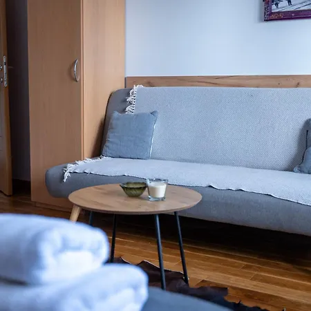 Bed and breakfast Gora