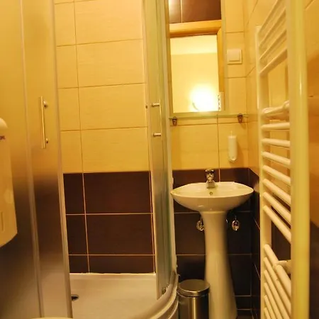 Gora ياهورينا